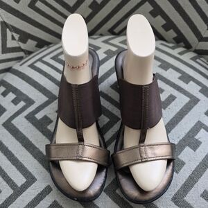 Dexflex Comfort Bronze and Brown Sandals